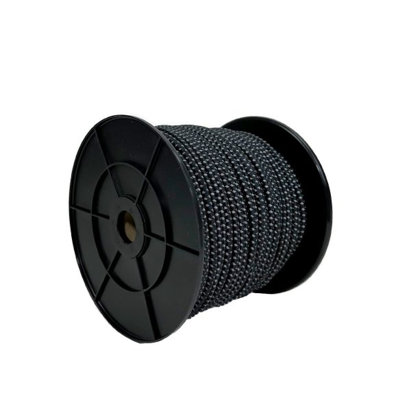 Svart gummilina med reflex för hög synlighet och elastisk prestanda. Perfekt för lastsäkring, kajaker och pakethållare.