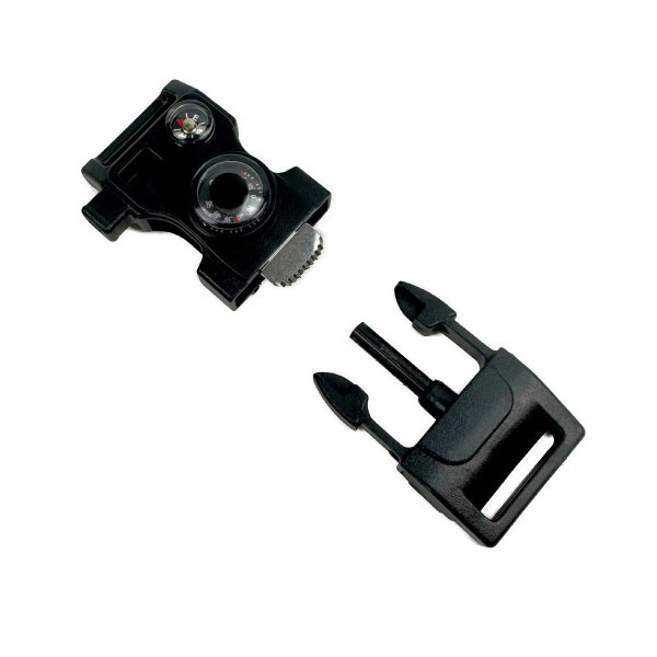 Närbild av spännet som visar dess integrerade funktioner, inklusive kompass, såg/kniv, skruvmejsel och kapsylöppnare.